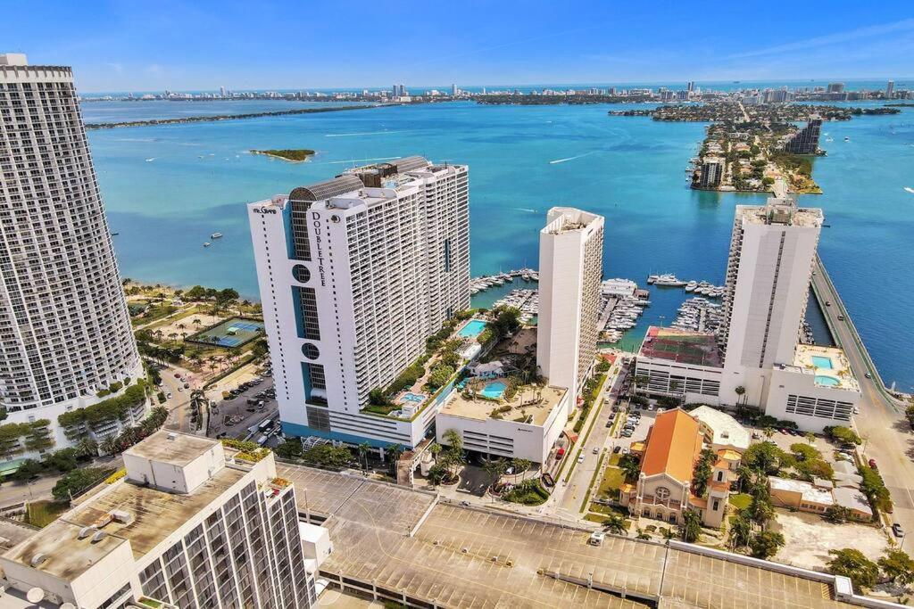 Ferienwohnung The Audrey! Penthouse With Direct Water Views! Miami Exterior foto